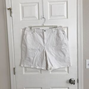 Croft & Barrow White Jean Stretch Denim Shorts Plus Size 18